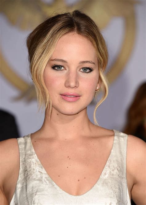 hunger games actress